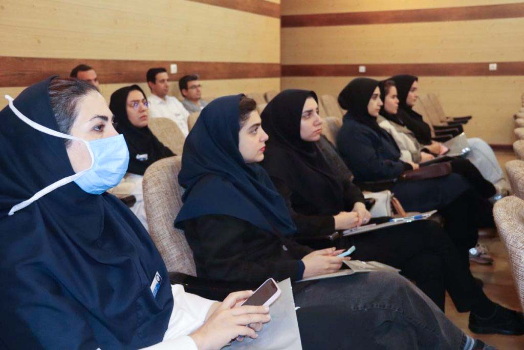 با محوریت آموزش دستگاه‌های مانیتور علائم حیاتی، ساکشن جراحی و الکتروشوک قلبی